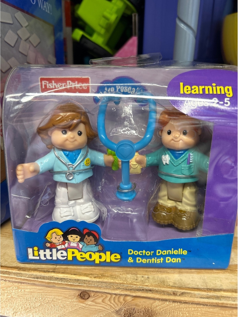 FISHER-PRICE LITTLE PEOPLE, Doctor Danielle & Dentist Dan NEW IN BOX Pls Read